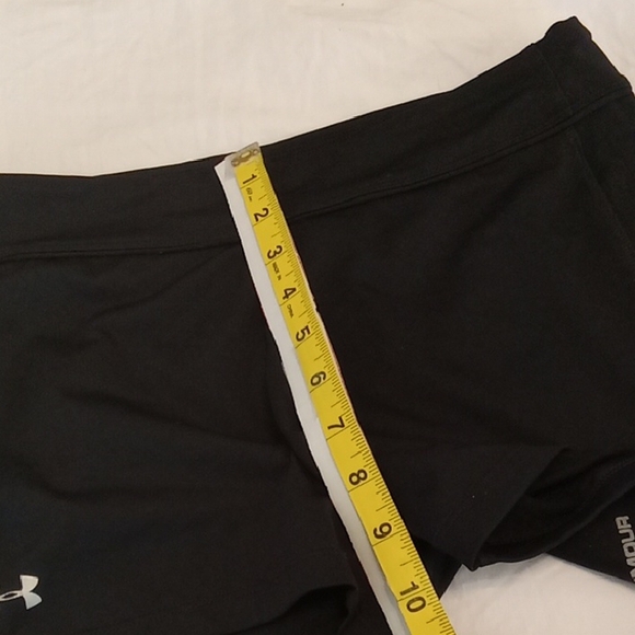 Under Armour Women's Size Small Athletic Black Shorts - Picture 5 of 5